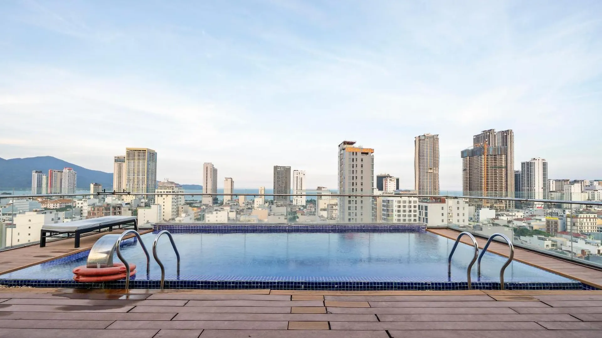 The Dream Beach Hotel Danang 3*, Da Nang Vietnam